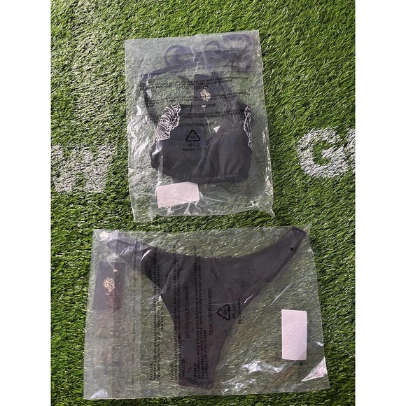 DARC SPORT OHANASHE DUAL WOLF NIKITA BIKINI SET IN BLACK SIZE S - Picture 2 of 2